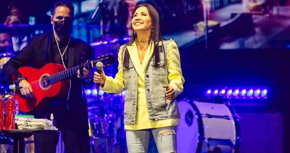 Ana Gabriel es diagnosticada con neumonía: Pospuso nuevamente concierto en Santiago