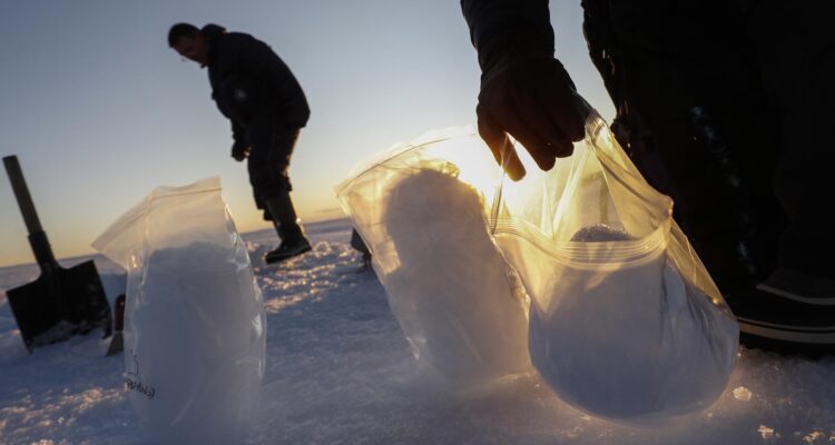 EEUU reafirma su política sobre la Antártica y apunta a un aumento en su flota de rompehielos