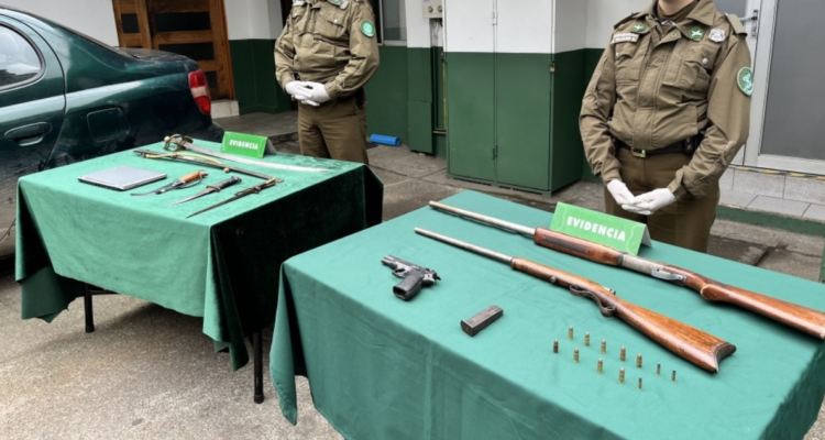 Sorprenden a adolescente con escopeta, rifle, pistola y auto robado en Padre Las Casas: quedó libre