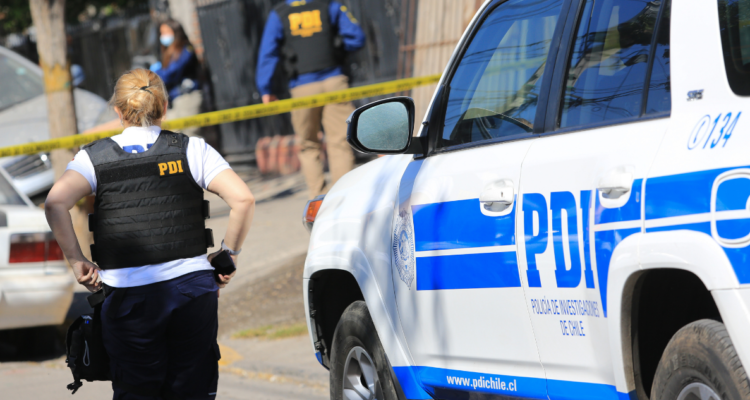 Asesinato en Puente Alto: adulto mayor muere baleado en la vía pública