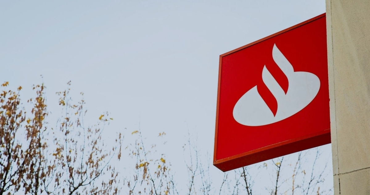 Banco Santander sufre ataque informático y el robo de datos de clientes y trabajadores