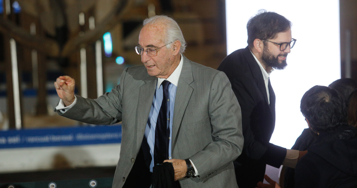 Bitar critica al Frente Amplio por CAE: “Han caído en su propia trampa”