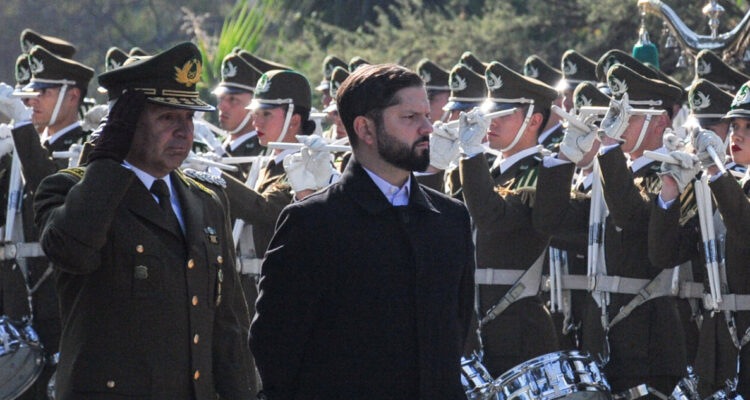 Boric insiste en que no habrá impunidad por carabineros asesinados y pide dejar “cálculos pequeños”