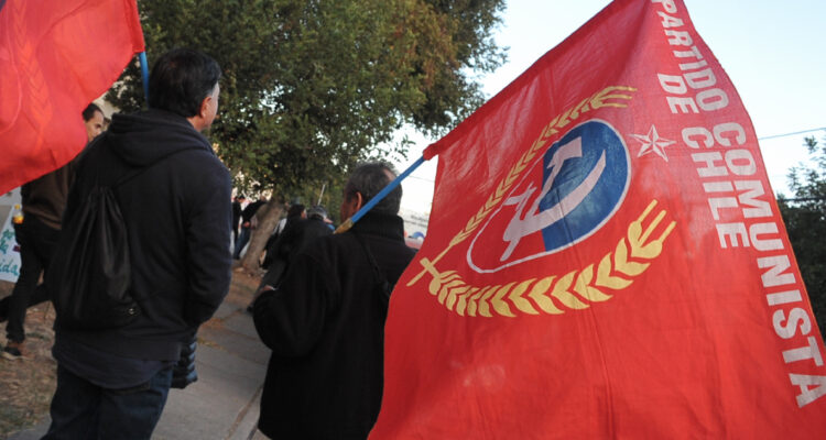 No será Bárbara Figueroa: Gloria Jara sería carta del PC para competir con Orrego por Gobernación RM