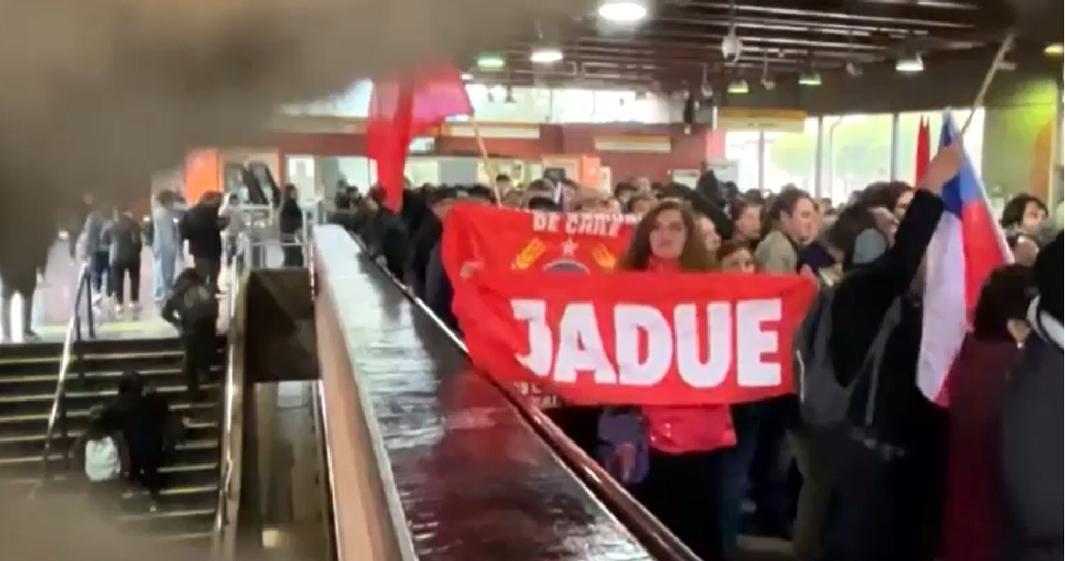 Caos en Metro Rondizzoni por convocatoria en apoyo a Jadue que será formalizado por fraude al fisco