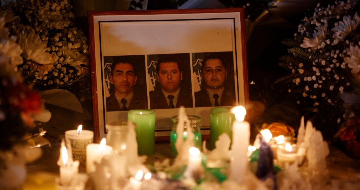 Carabineros asesinados en Cañete: fiscal se reúne con familiares.
