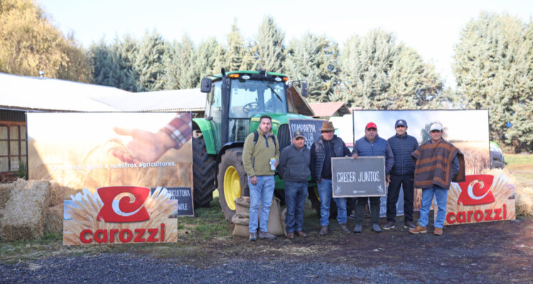 Carozzi inicia siembra de trigo candeal 2024-2025 con evento: premió a 9 agricultores y 2 agricultoras