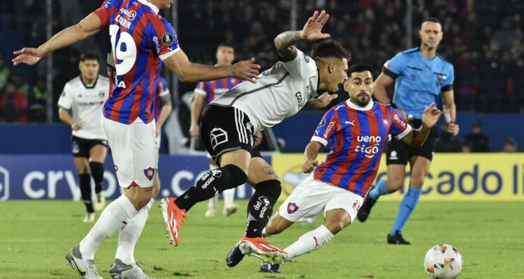 Cerro Porteño vs Colo Colo.