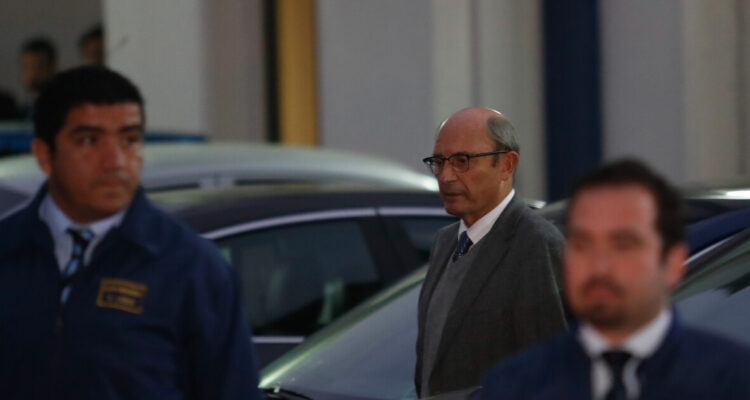 Suprema respalda fallo de justicia militar y no amplía procesamiento de Cheyre a $2 mil millones