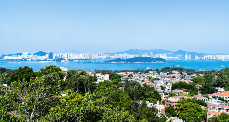 China rebaja el monto del pie para comprar viviendas, en un intento de impulsar el sector inmobiliario