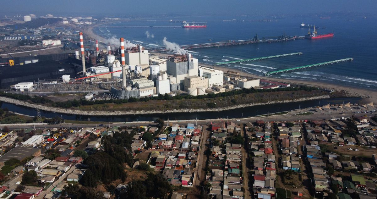 Corte Suprema absuelve a ejecutivos de ENAP condenados por caso de contaminación en Quintero en 2018