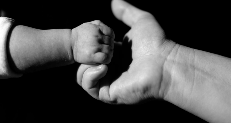 Fiscalía de Ñuble afirma que buscan repatriar a niña secuestrada en Quillón y hallada en Bogotá