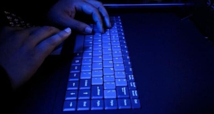 Tras caso de red nacional: proyecto busca tipificar como delito la visualización de porno infantil