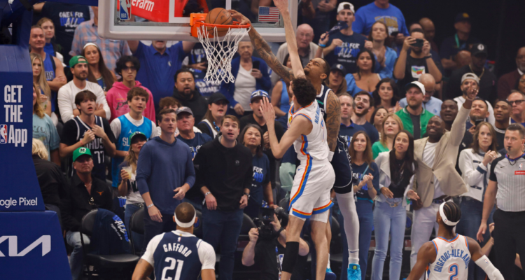 Dallas Mavericks saca ventaja ante Oklahoma en los Playoffs de NBA.
