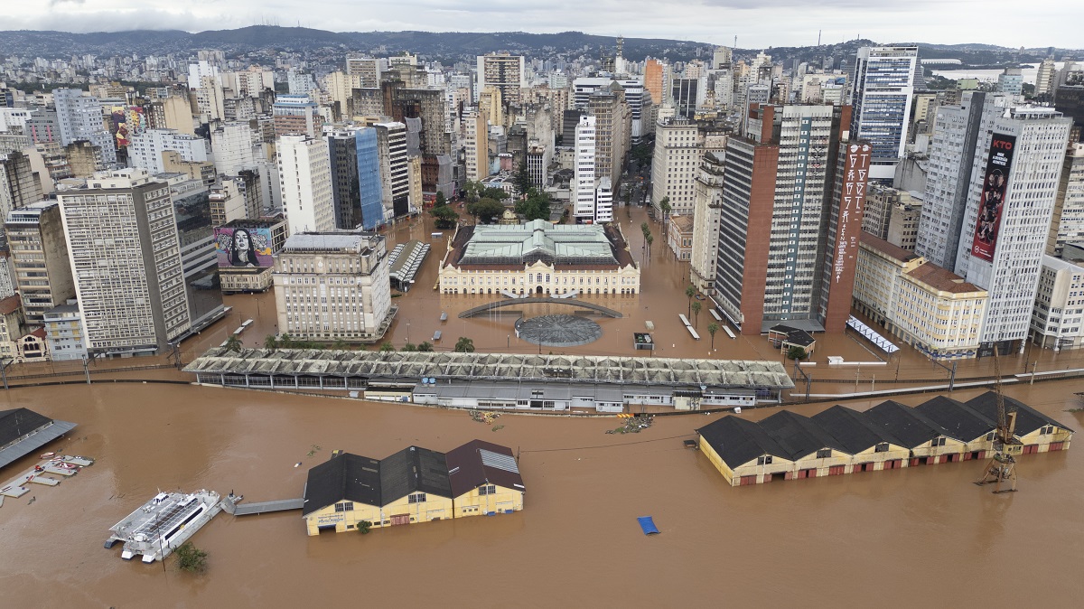 Suben a 67 los muertos por las inundaciones en el sur de Brasil