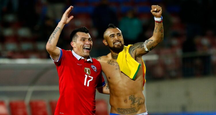 Gary Medel y Arturo Vidal podrían estar en los planes de La Roja para Copa América.