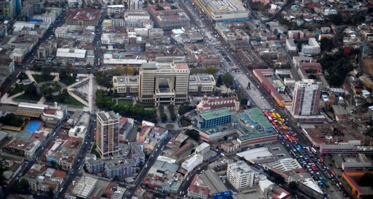 Aumenta desempleo en región de valparaíso y se fija en 8,9%: entidades de comercio piden soluciones