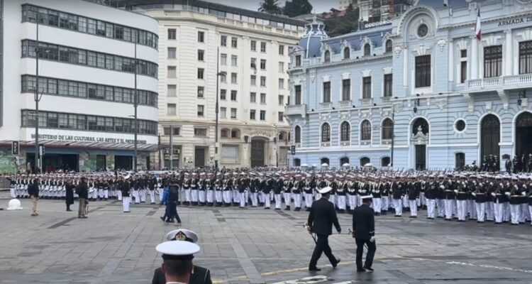 Desfile 21 de mayo en Valparaíso