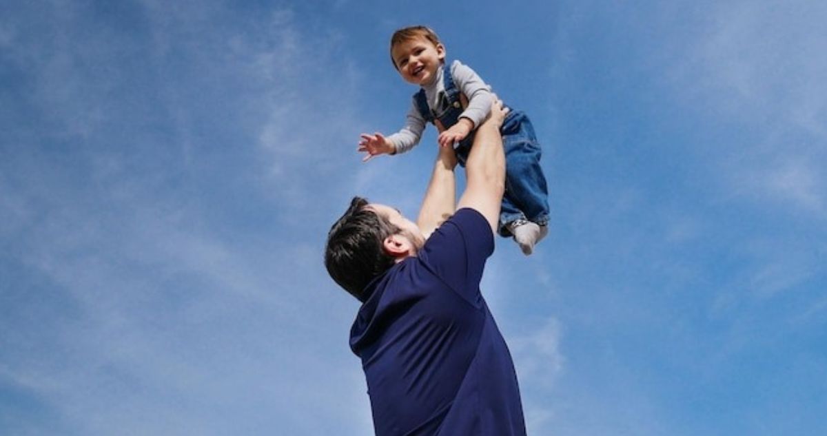 Cuándo es el día del padre en Chile este 2024 y por qué se celebra a los papás y cuál es el origen de la celebración en el calendario.
