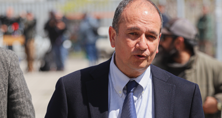 Rodrigo Díaz por concurso de Andrónico Luksic