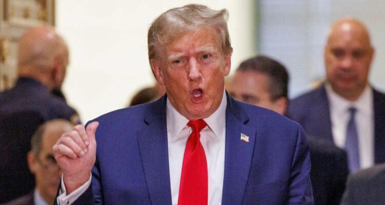 Disparó con todo: Trump califica el juicio de “estafa” y afirma que los pagos fueron “legales”