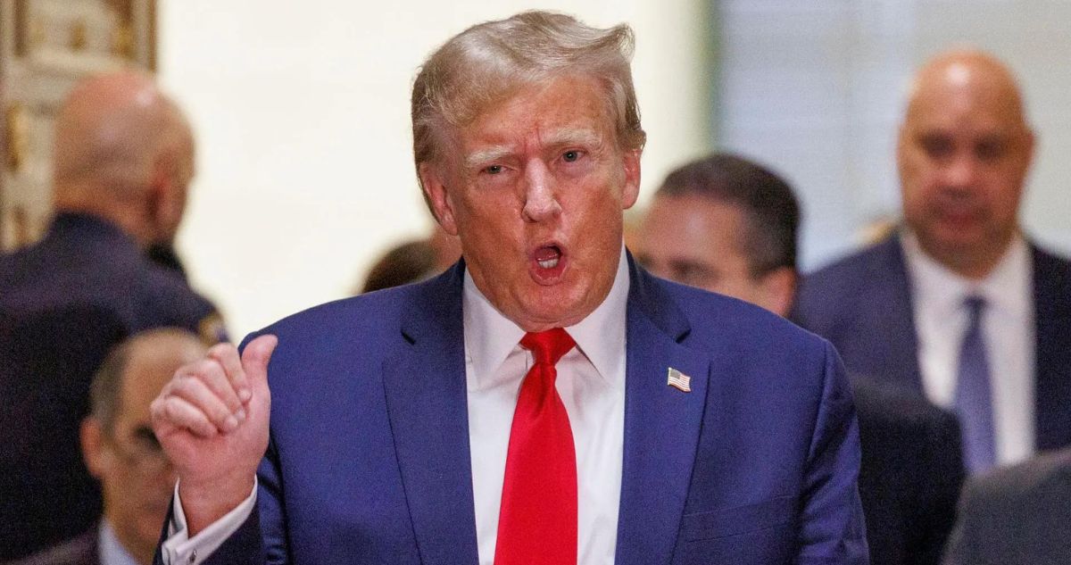 Disparó con todo: Trump califica el juicio de “estafa” y afirma que los pagos fueron “legales”
