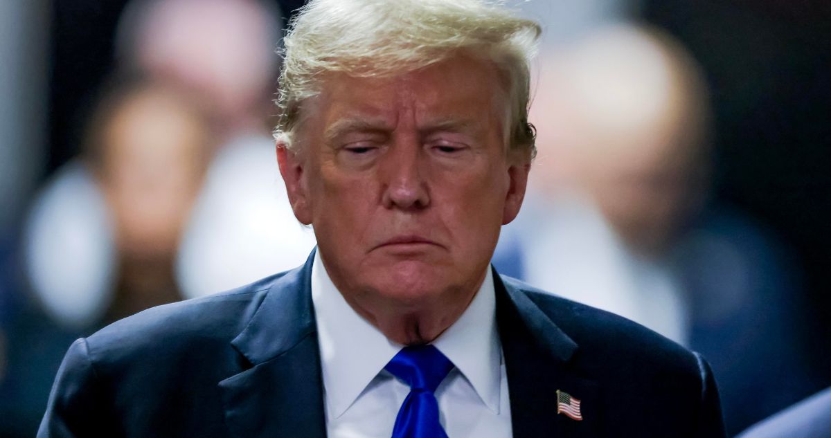 Trump tilda de “vergüenza” fallo en su contra y asegura que “veredicto real” se conocerá en elecciones