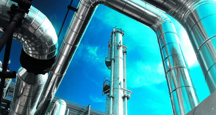 Enap reporta utilidades de 1er trimestre sobre lo proyectado, pero remarca un 2024 más estrecho