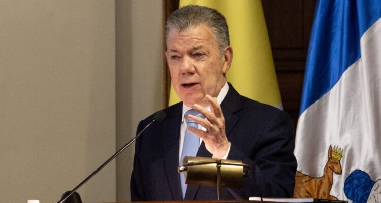 Expresidente Santos y aumento de crimen organizado: “Se va a organizar con migrantes o con chilenos”