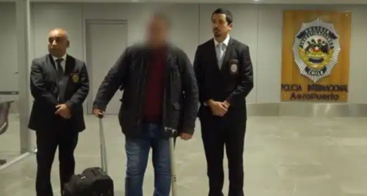 Extraditan a chileno-español por millonarias estafas en Europa