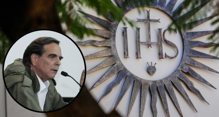 Expulsan a Felipe Berríos de la Compañía de Jesús y le prohíben contacto con menores de edad