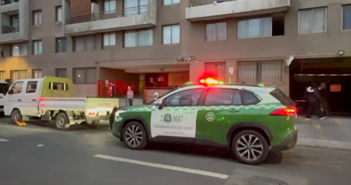 Sujeto confiesa que mató a su pareja en departamento de Santiago: víctima habría muerto por asfixia