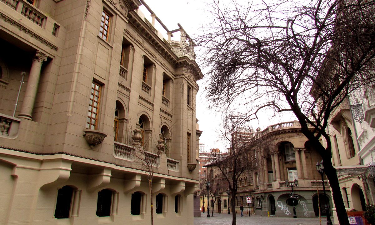 izquierda-estupenda-columna-juan-vallejos