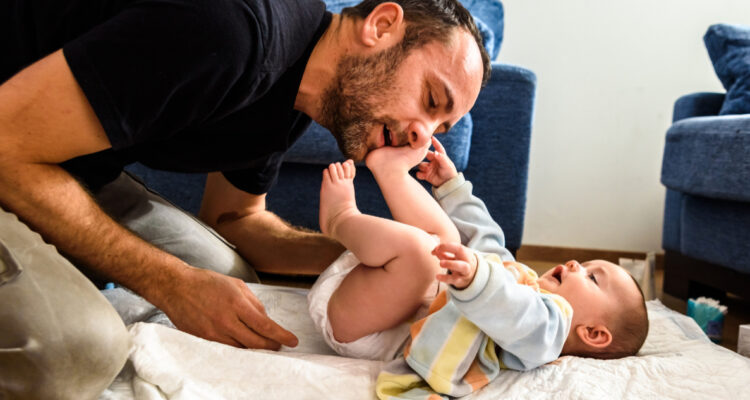 Huggies lanza Dermacare, pañal que busca potenciar el cuidado de la piel del bebé