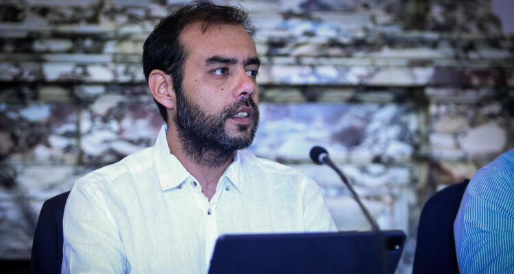 Juan Pablo Leonelli en la Comisión por La Paz y la Reconciliación