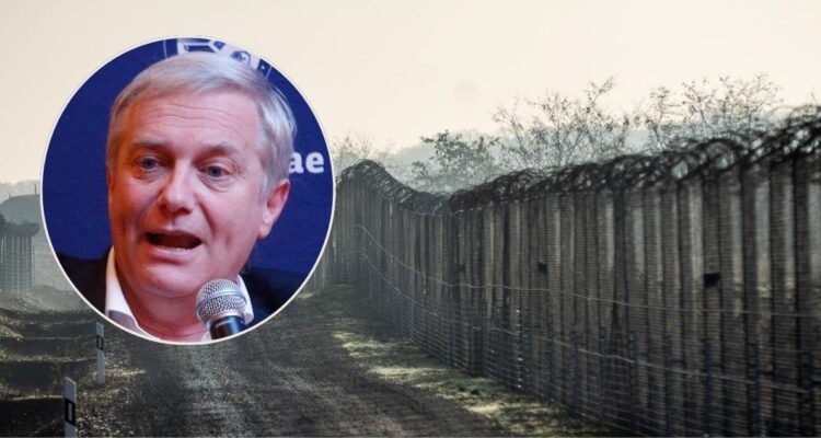 Kast defiende idea de valla en la frontera y propone centro de detención temporal para migrantes