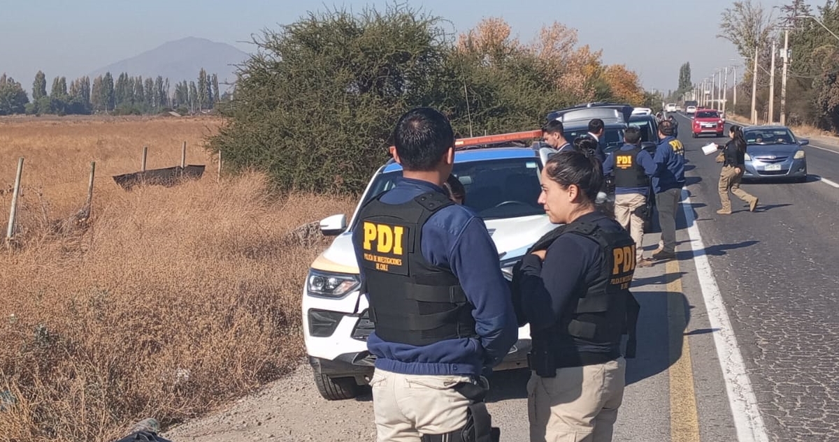 Nuevo homicidio en la RM: encuentran a hombre asesinado a tiros al costado de un camino en Lampa