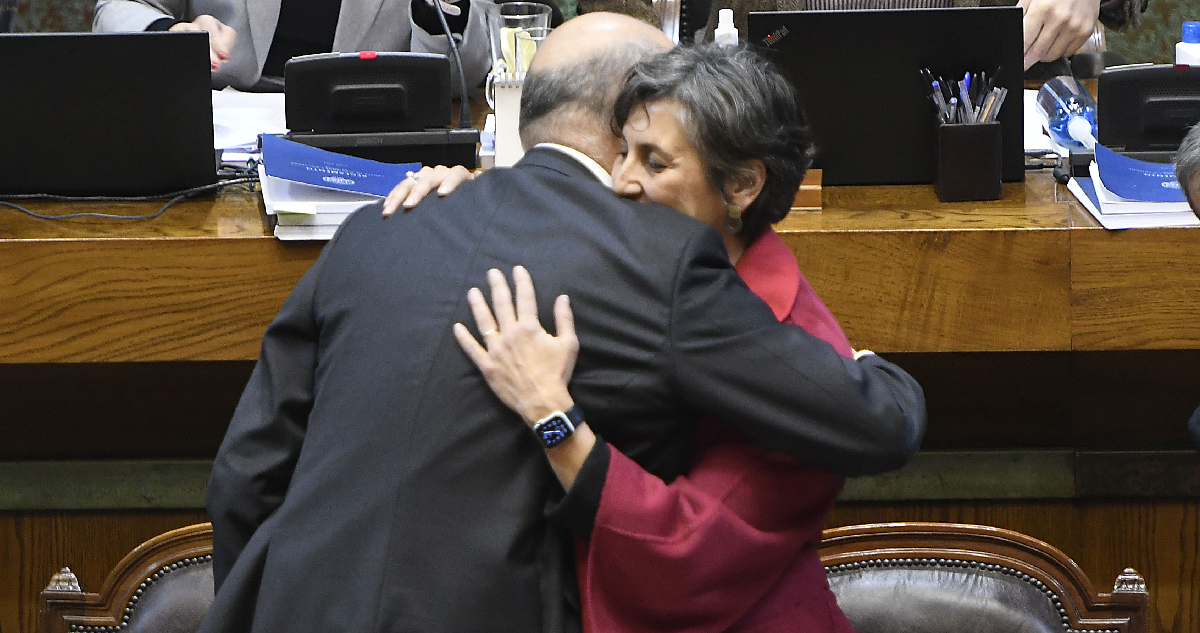 Tras un año y medio: Cámara despacha ley corta para que isapres devuelvan cobros a sus afiliados