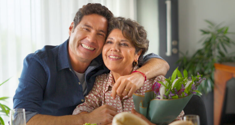 Kino celebra el Día de la Madre con premios especiales al número de cartón en sorteo del domingo