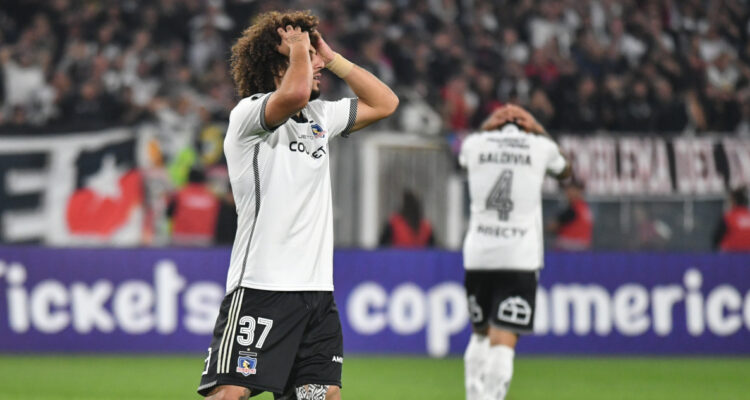 Maximiliano Falcón parte Colo Colo