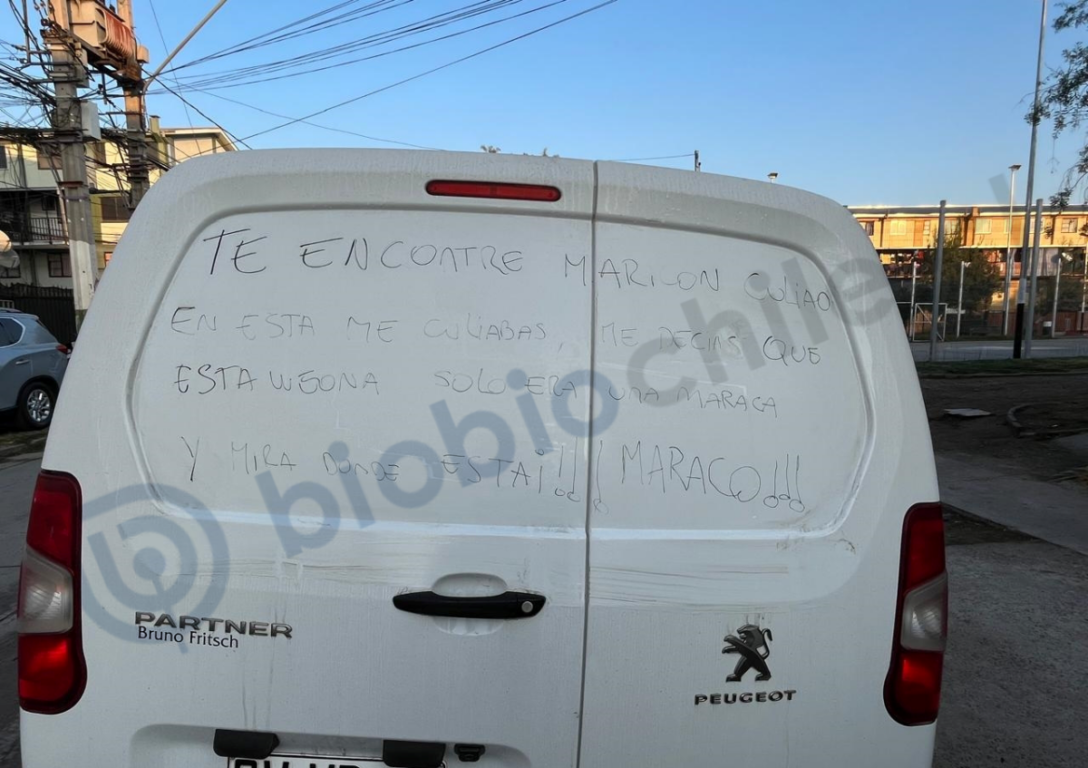 "Te encontré m...": hombre sufre la quema de su camioneta en Maipú y sospecha de su expareja