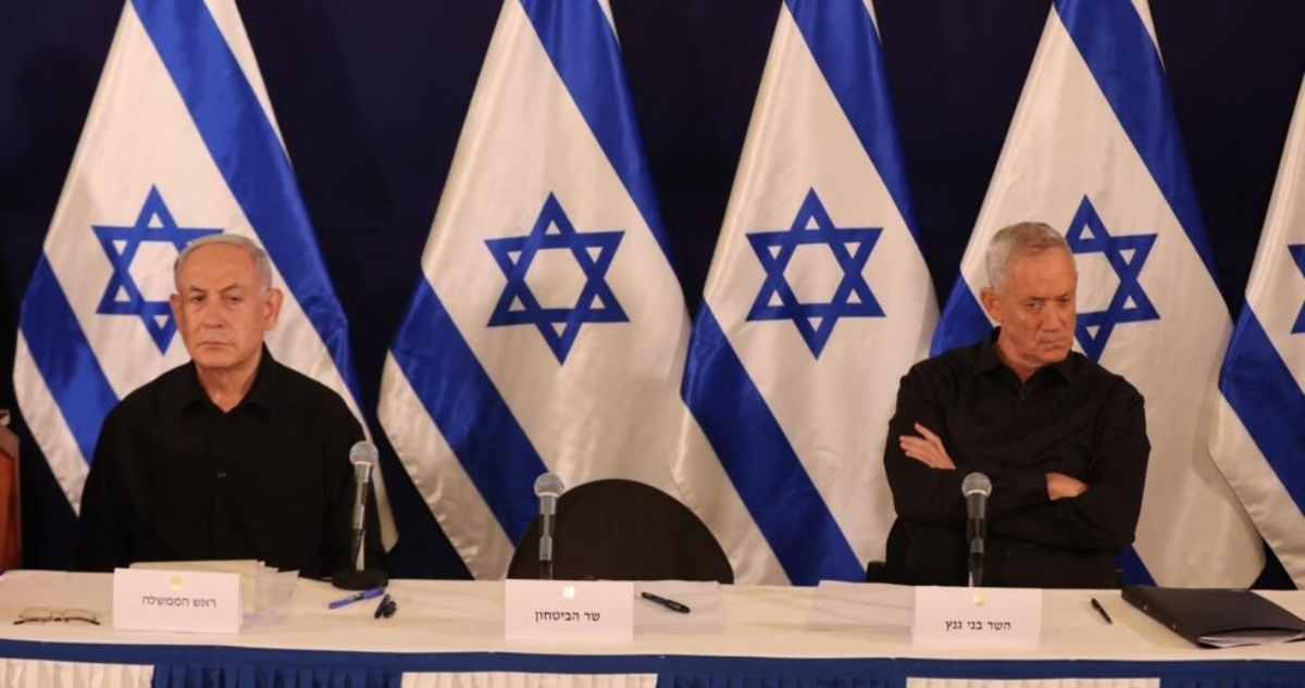Ministro israelí amenaza a Netanyahu con retirar apoyo de su partido si no acuerda plan de posguerra
