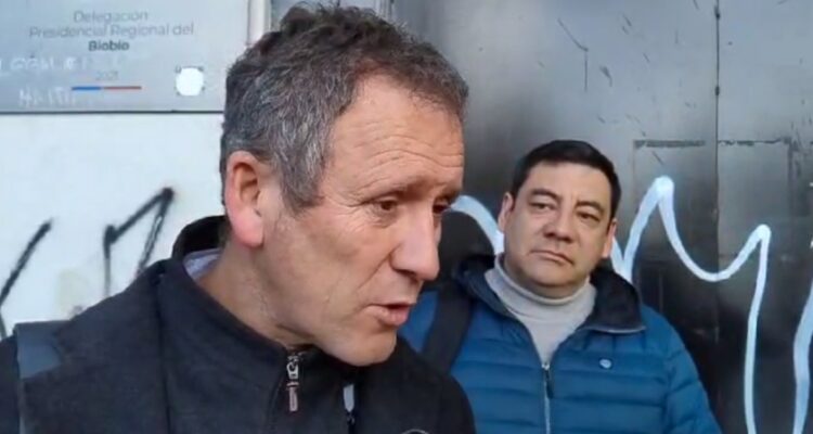 Ministro Muñoz por paralización en Puerto Coronel