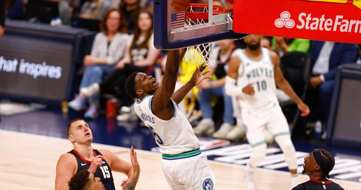Timberwolves eliminaron a los Nuggets, campeones defensores de la NBA.
