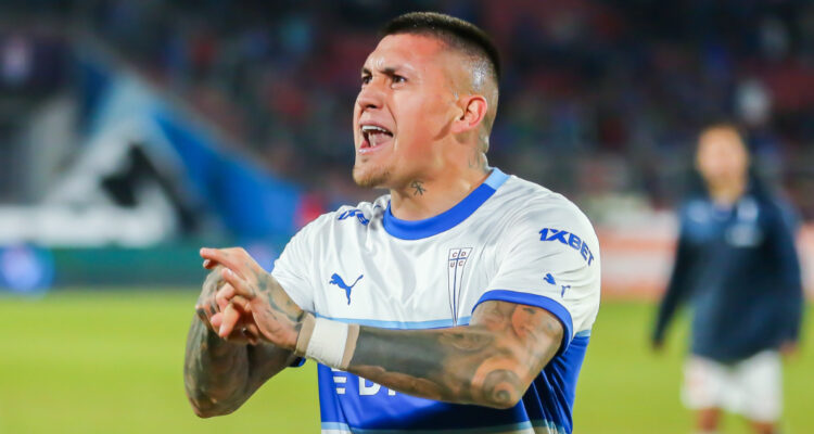 Nicolás Castillo gesto