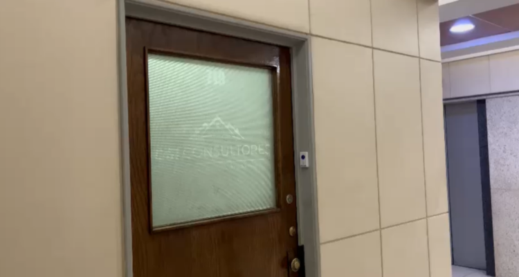 Asalto corredora de propiedades