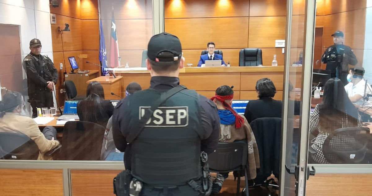Finaliza primera jornada de juicio en contra Ernesto Llaitul y otras 4 personas por dos delitos