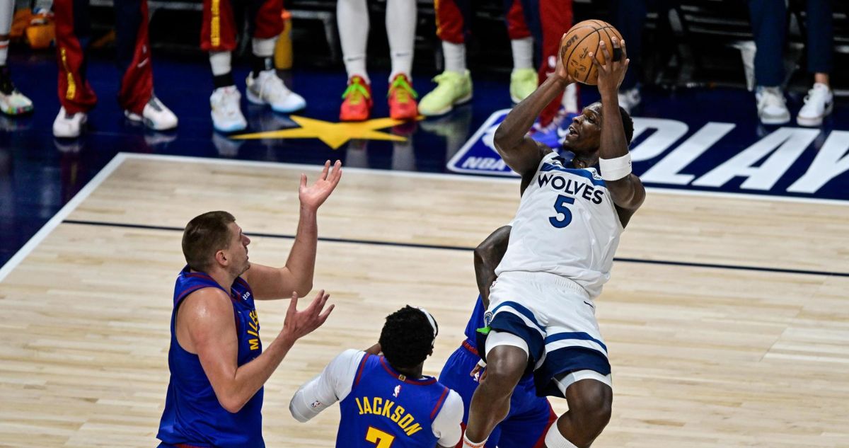Los Timberwolves sorprendieron a los Nuggets en la primera semifinal del Oeste