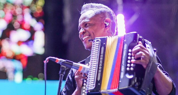 Muere el cantante colombiano Omar Geles, autor de la emblemática canción ‘Los caminos de la vida’