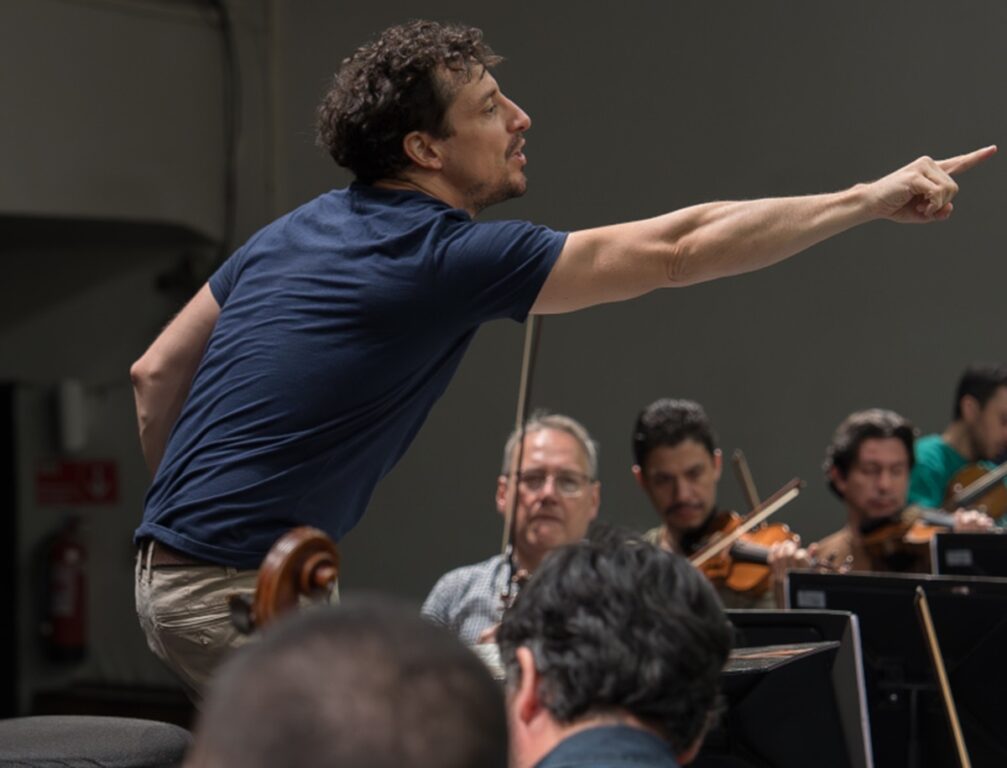 Paolo Bortolameolli en ensayo